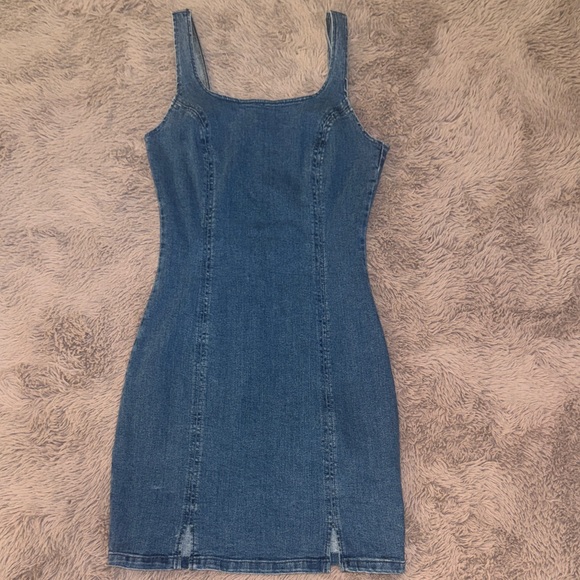 Topshop Dresses & Skirts - Topshop Blue Denim Mini Dress Sleeveless Casual Fitted Low back Nordstrom size 4